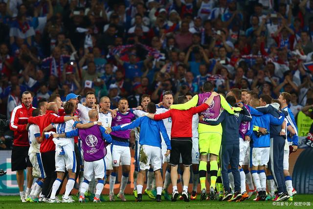 狼队客场取胜，展示出色的团队配合