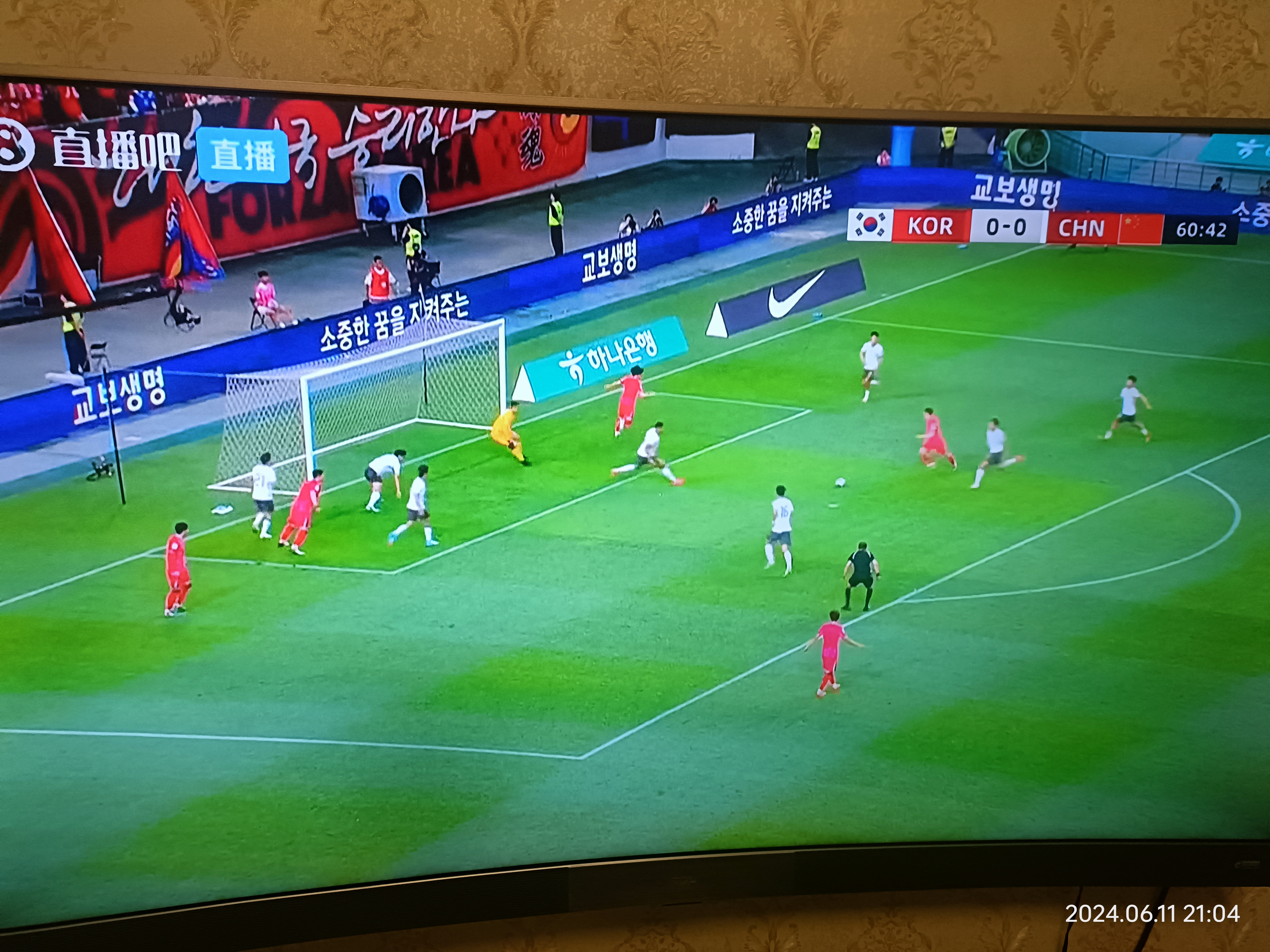 亚洲球队再度闯入赛场，面对来自世界各地的挑战的简单介绍