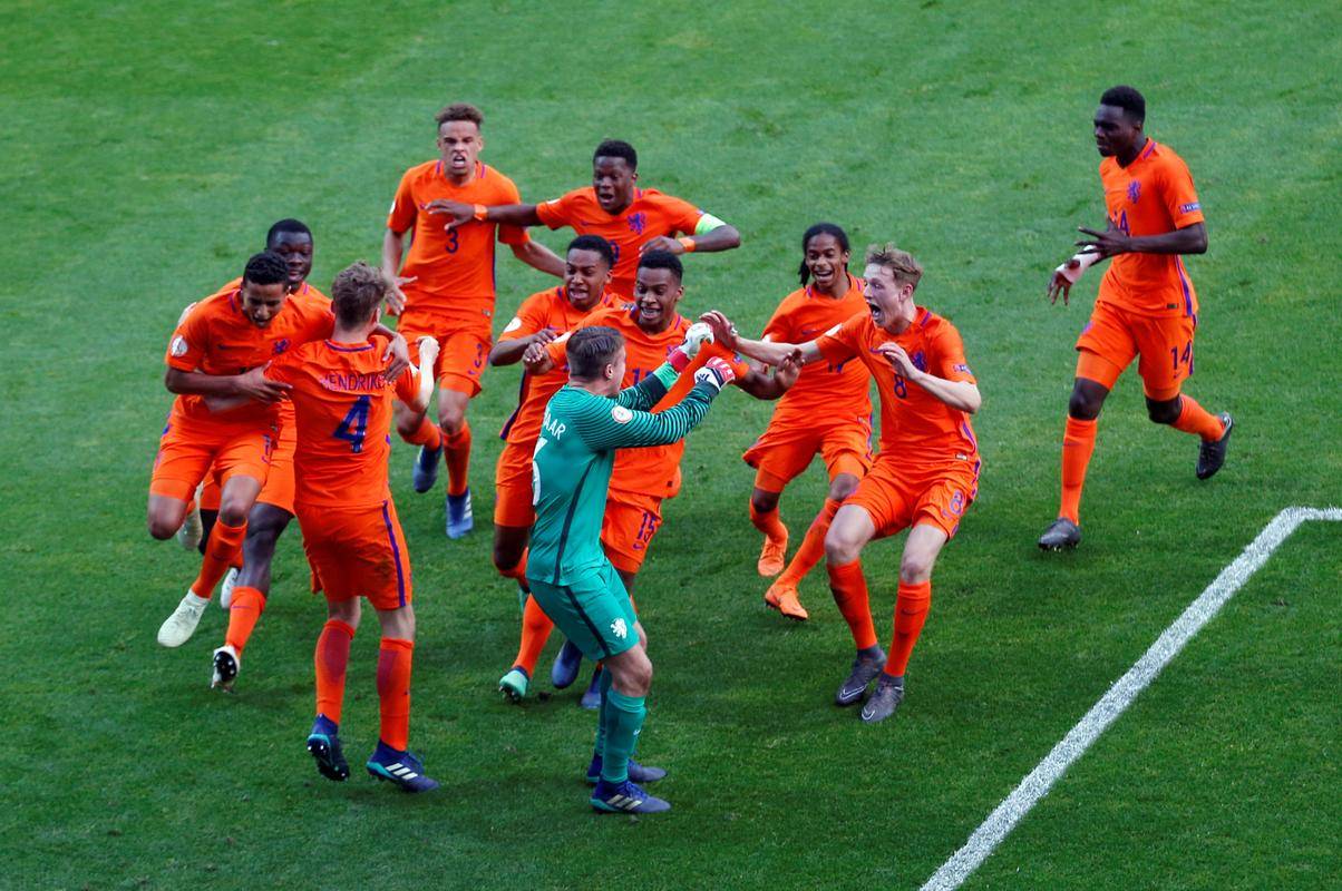 瑞士与土耳其争夺胜利，球场上的较量的简单介绍