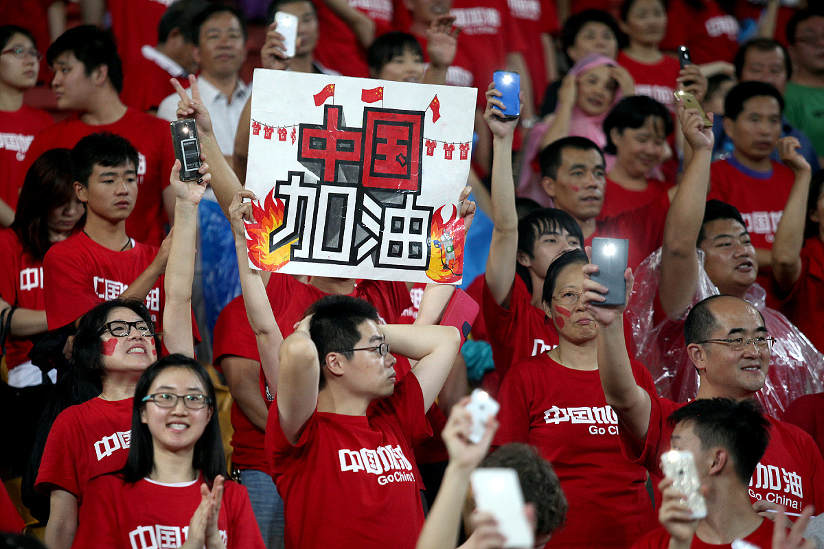 关于热门球队勇夺胜利，晋级形势喜人的信息