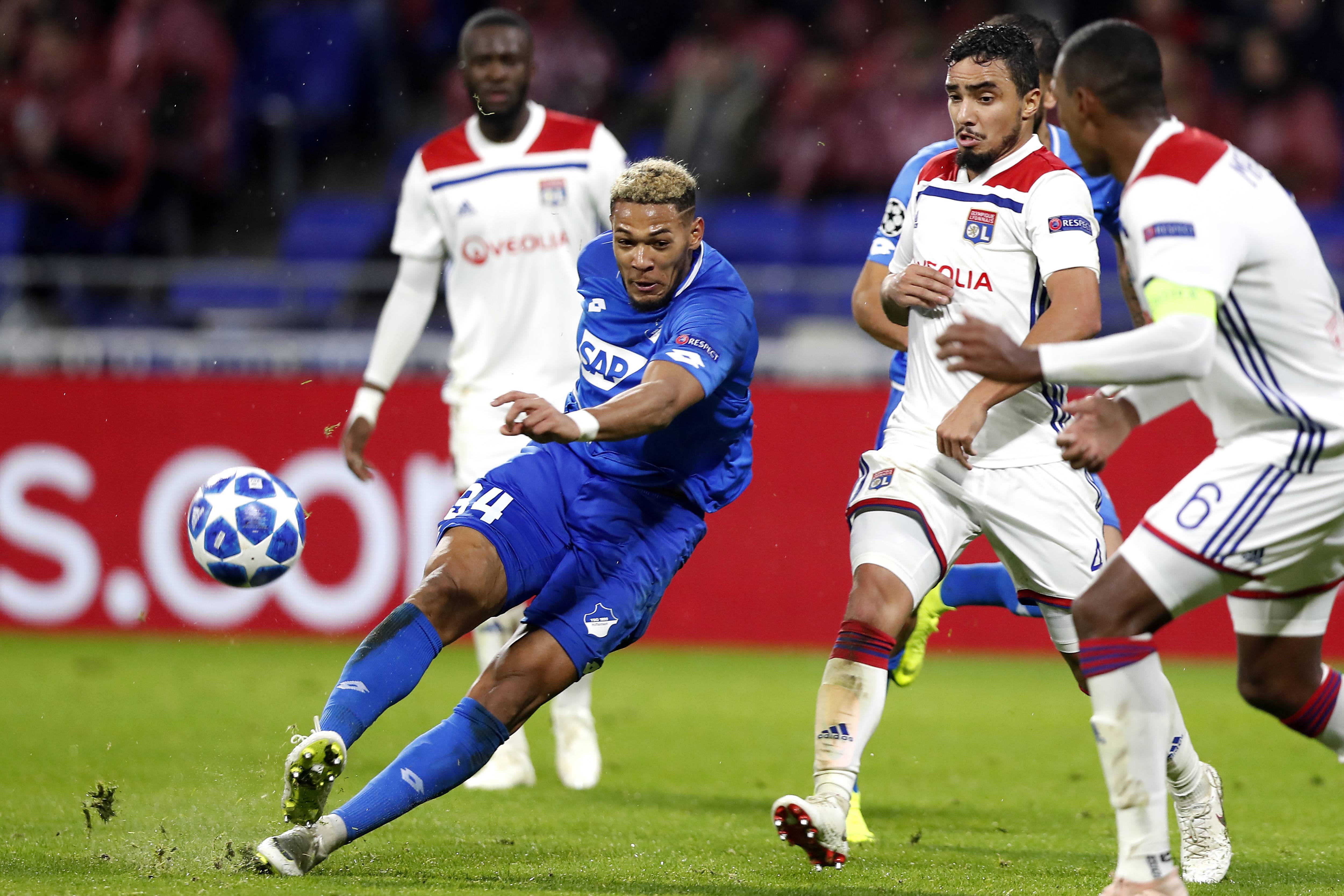 卡昂队球员表现出色，助球队赢得关键比赛的简单介绍