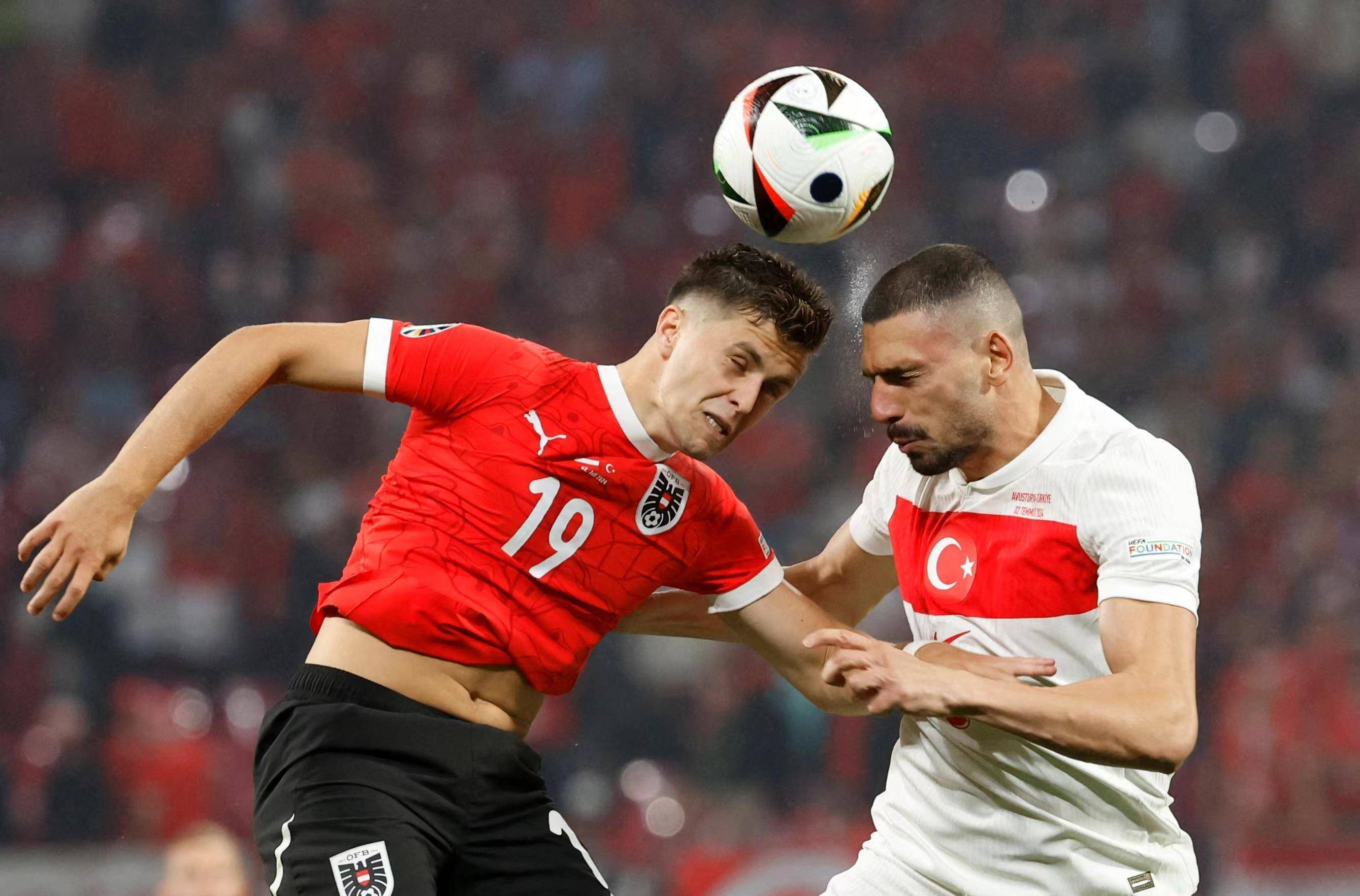 欧洲杯关键比赛纷纷上演