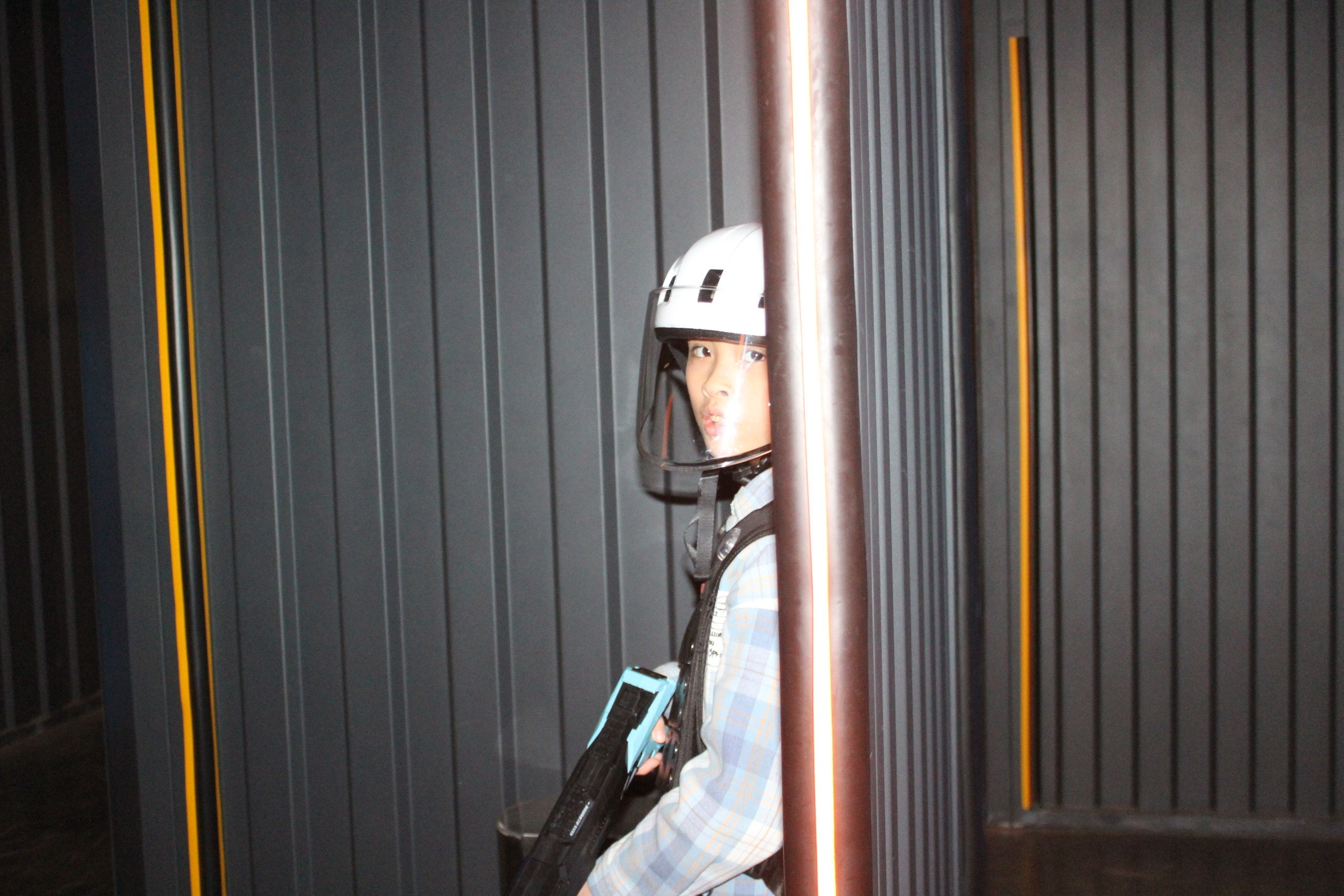 教练们精心制定战术，希望取得胜利