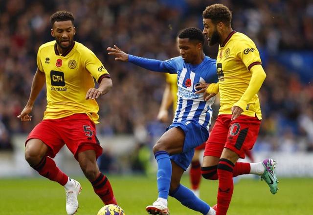 包含乌龙球传奇，球队神奇逆袭出人意料的词条