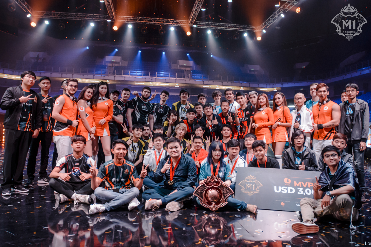 竞技场上花式比拼，选手们秀出绝活的简单介绍