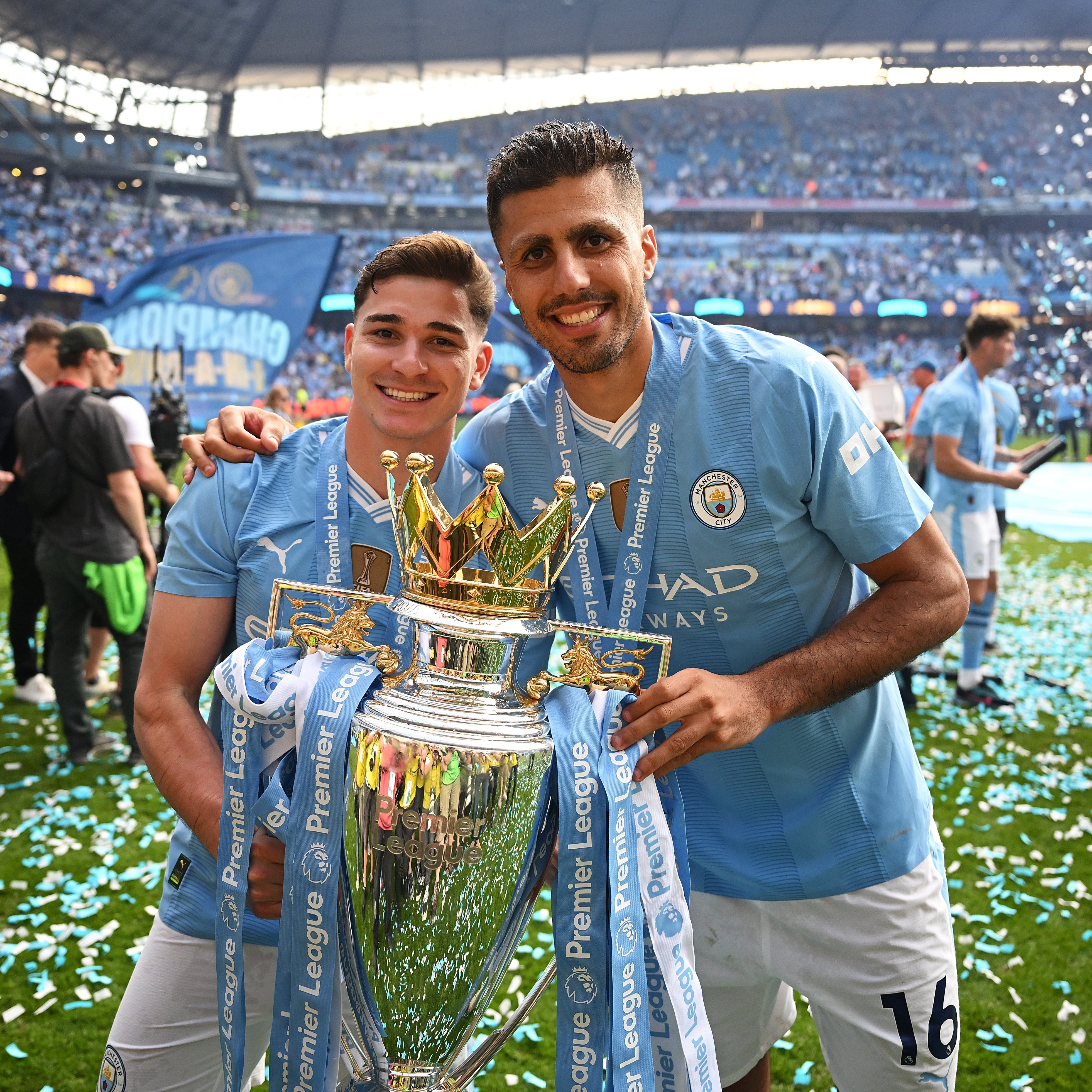 曼城凭借出色表现锁定四强