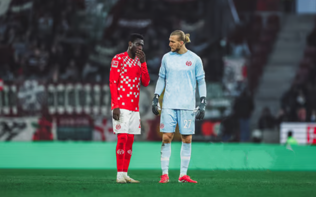 关于美因茨遭遇联赛败局，攻守问题亟待解决的信息