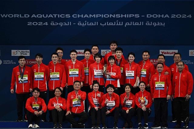 中国选手包揽跳水比赛金银铜