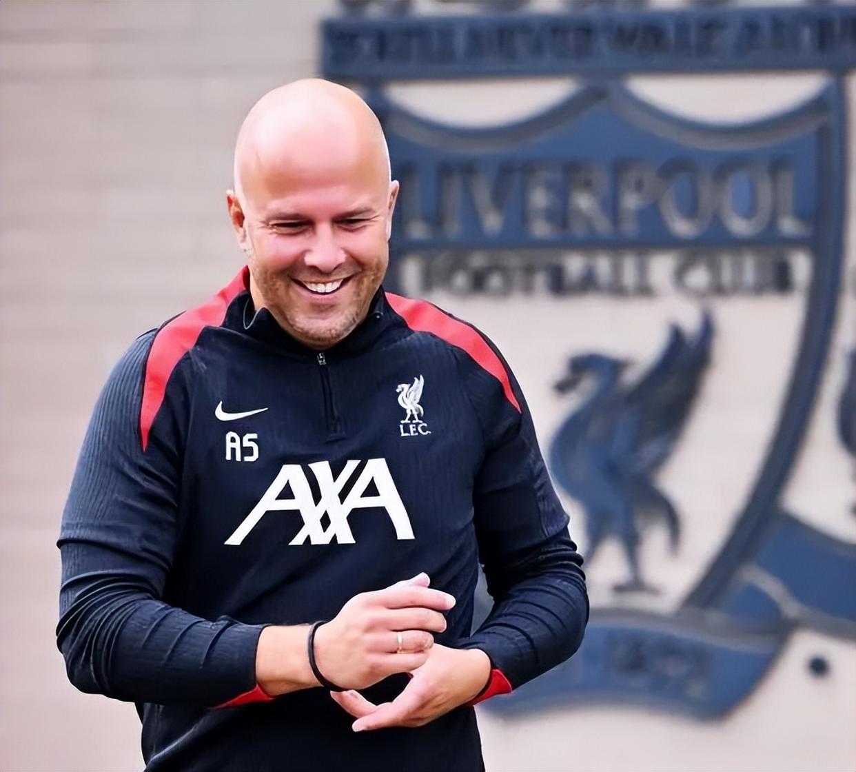 阵容调整频繁，英超劲旅欲争取胜利