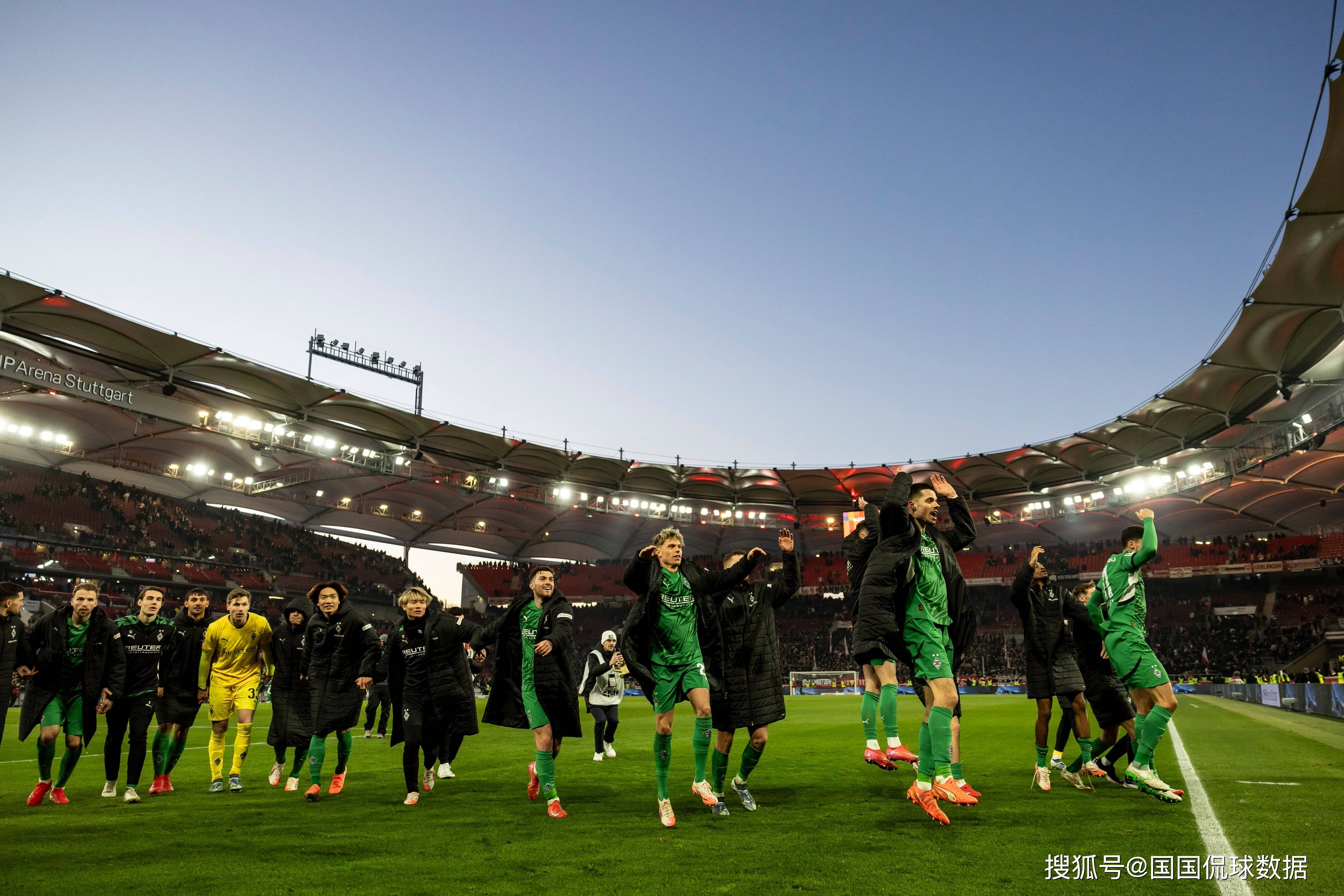 克莱斯勒将在多特蒙德主场对阵门兴格拉德巴赫