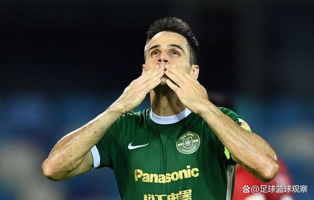 绿城主场战平建业，继续保持不败记录