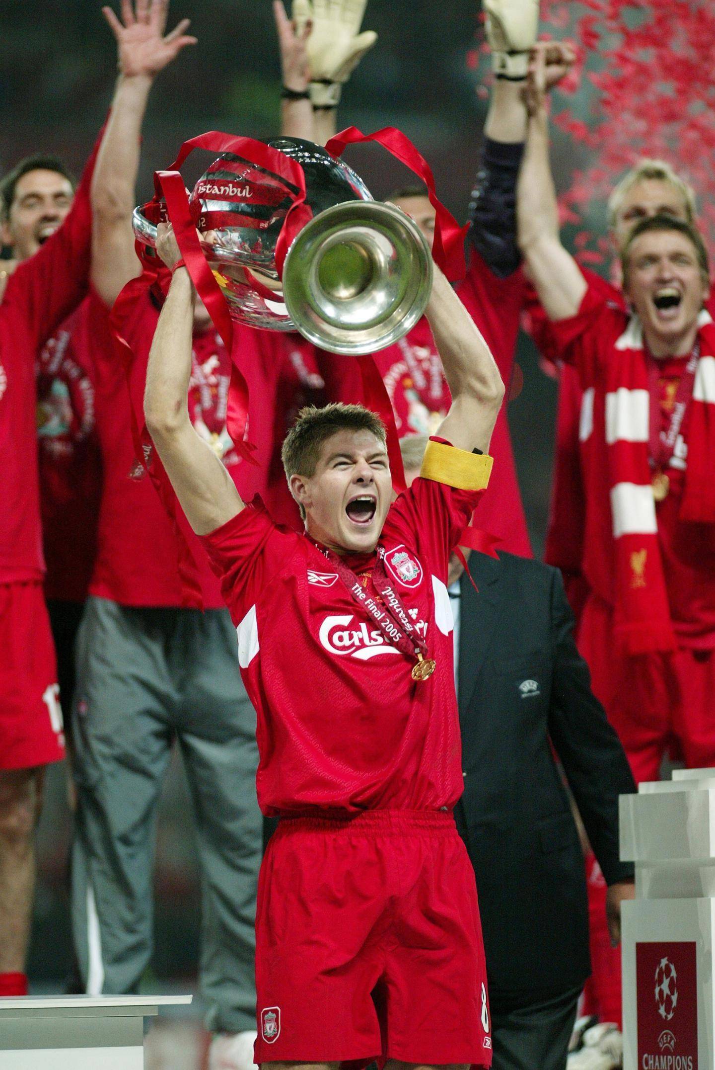 英超球队悍然晋级16强，备战下一轮