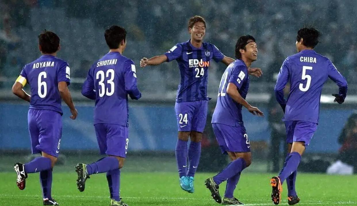 包含日本球队挑战江苏苏宁，谋求晋级的词条