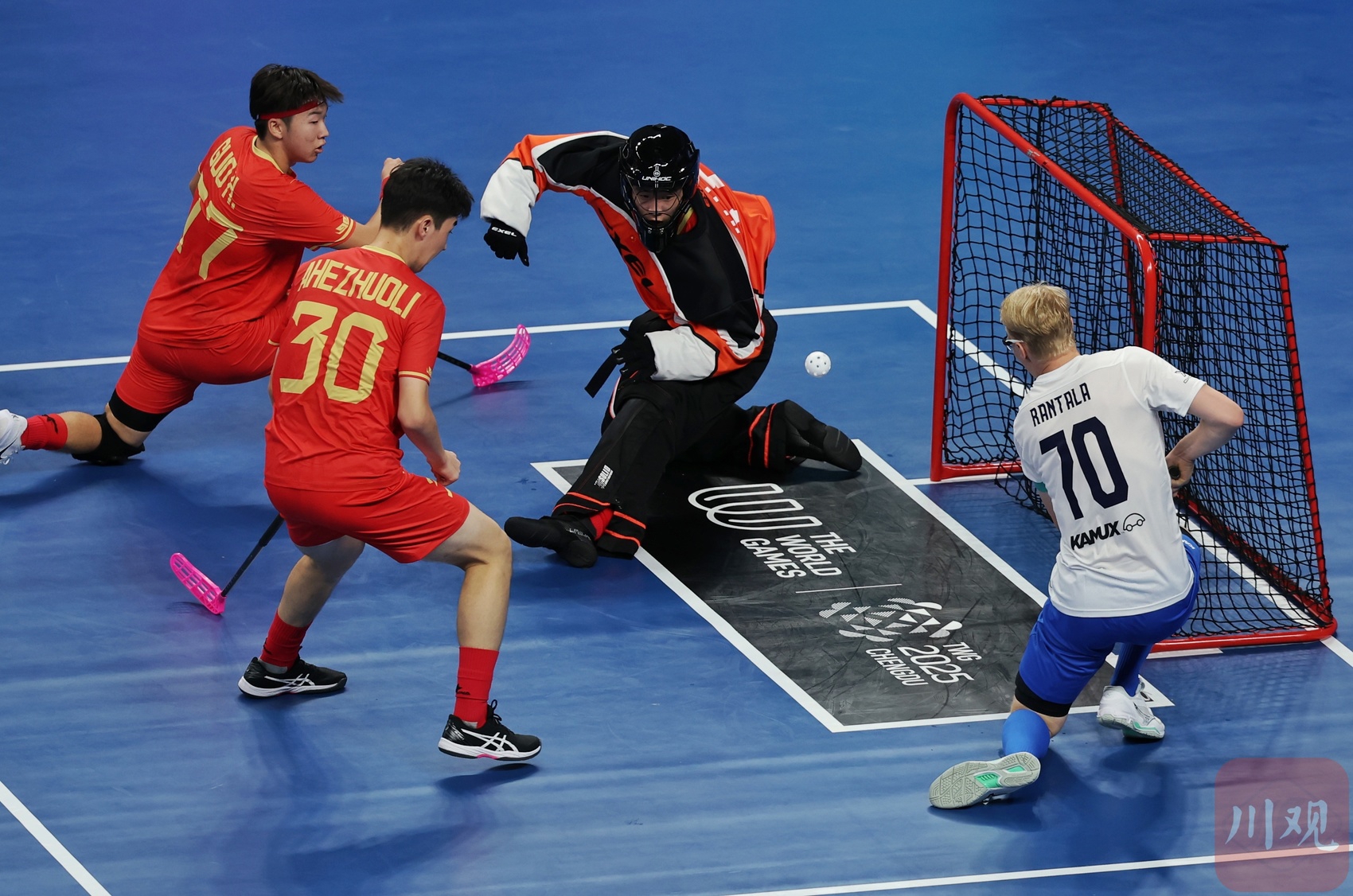 芬兰国家队实现突破，小组出线