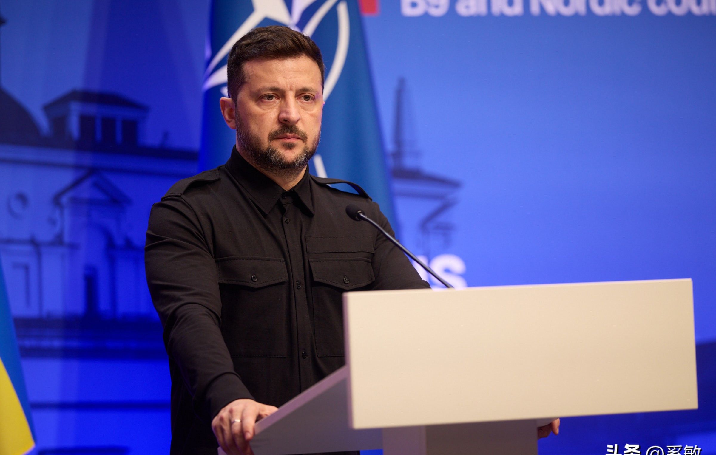 乌克兰队在比赛中表现出强大实力，成功晋级四强