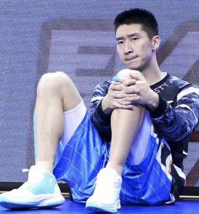 孙悦正式签约湖人队，或将在新赛季复出