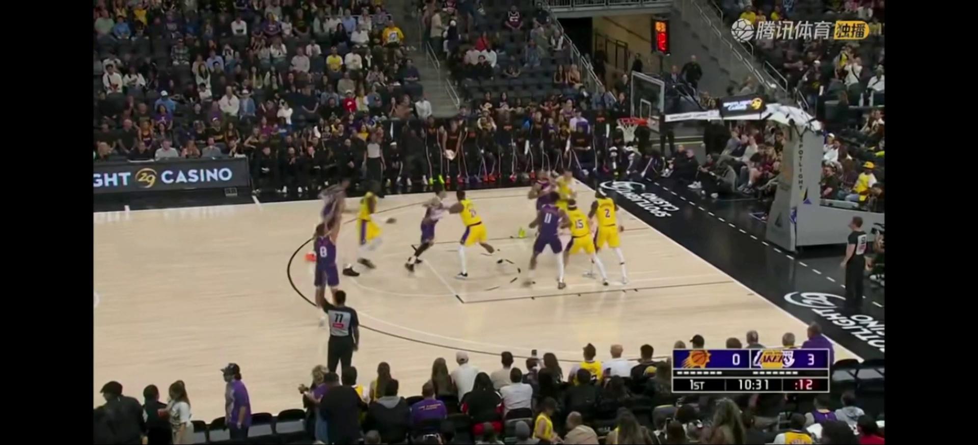 太阳队近期比赛失利频频，球迷担忧团队将来的简单介绍