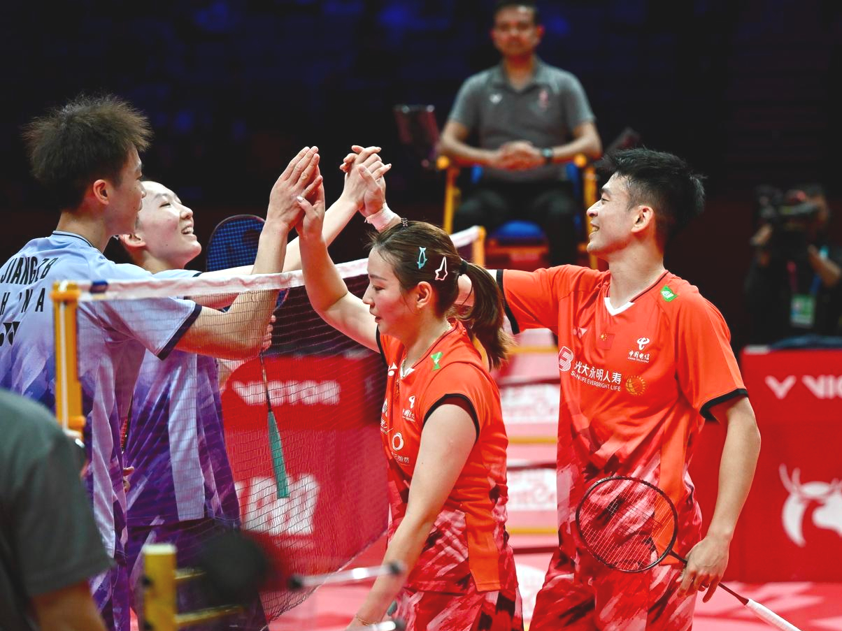 泰国羽毛球队翻盘日本羽毛球队,林丹完成帽子戏法的简单介绍 泰国羽毛球队翻盘日本羽毛球队,林丹完成帽子戏法的简单介绍