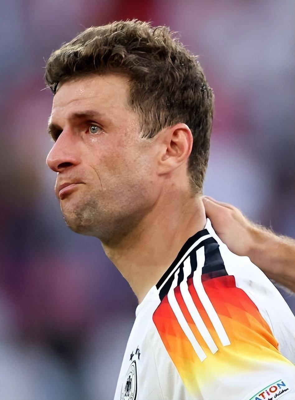 葡萄牙绝杀里昂，穆勒点燃赛场