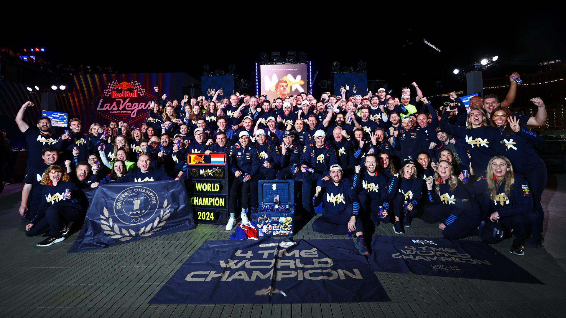 关于红牛二队力克雷诺车队，佩雷兹扛起全队的信息