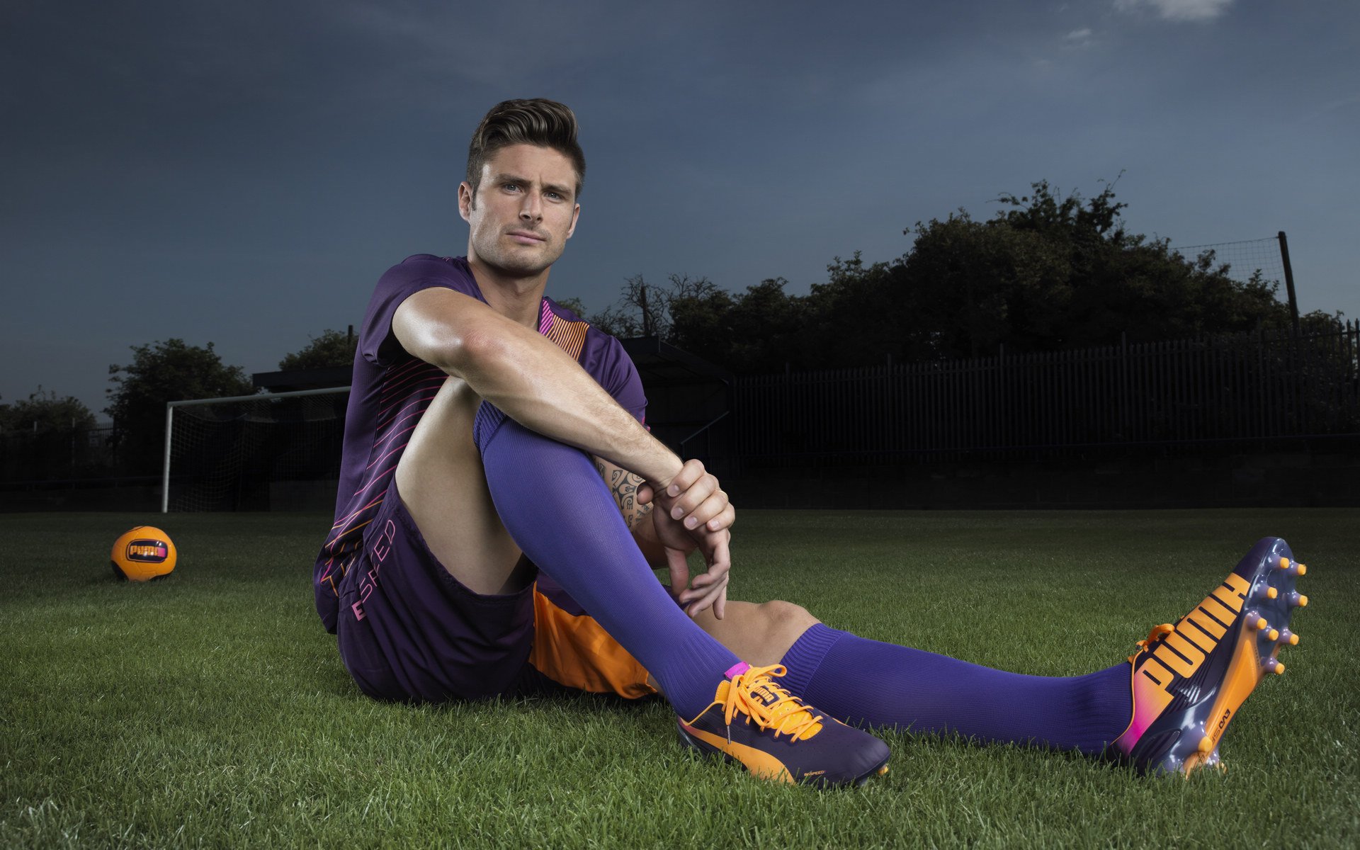 高原雄鹰对阵黑白军团，卡塞米罗的硬仗哲学